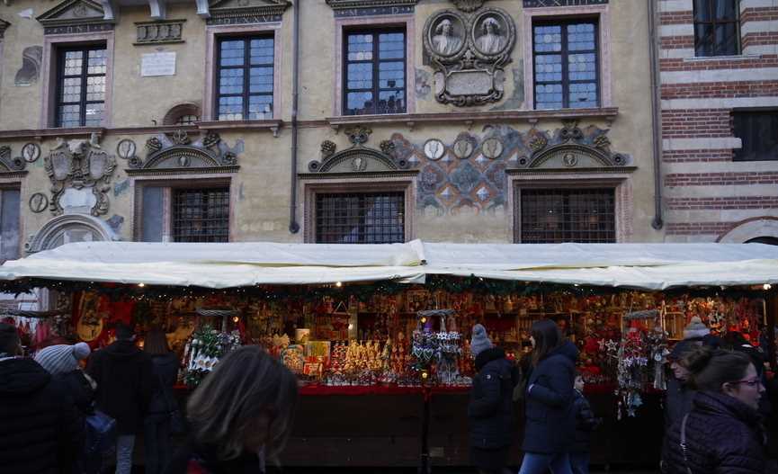 The Magic of Christmas in Verona