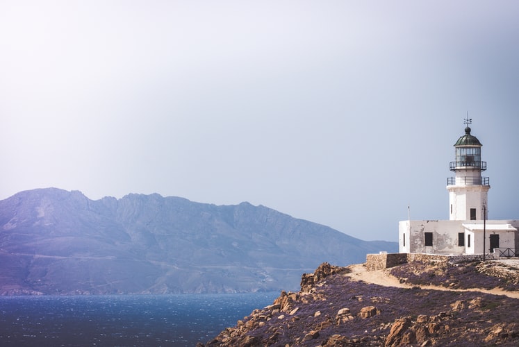 armensitis lighthouse mikonos