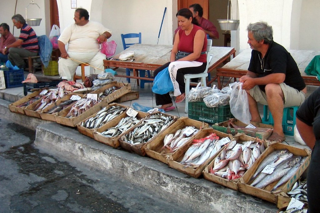 mercato del pesce santorini