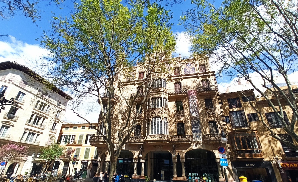 edificio caixaforum palma